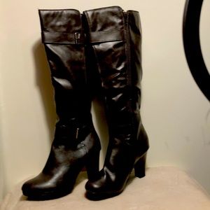 Leather boots